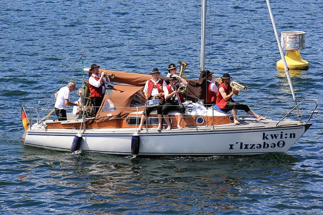 卡拉格：斯洛特需要引进5-6名球员，目前这不是.